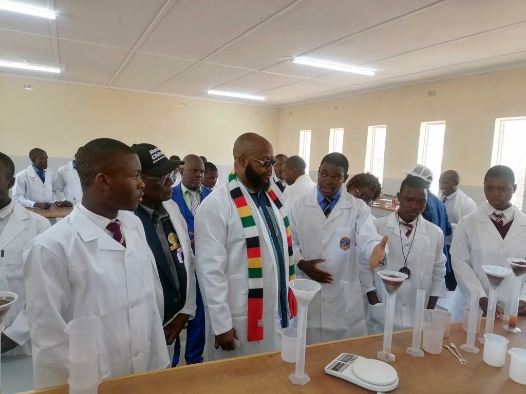 MOS at Mhakwe lab1